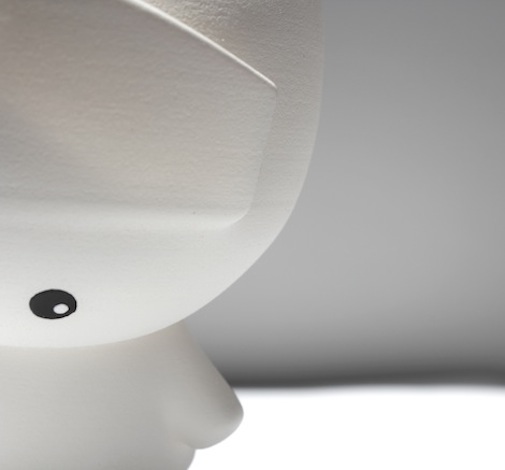 Nurse (Nylon, Air painting with acrylics)